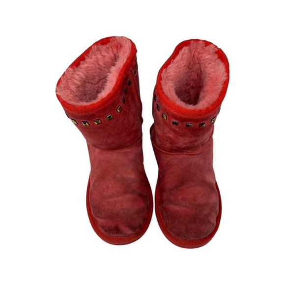 UGG Australia kids red pull on boots with studs size 1 - Picture 2 of 10